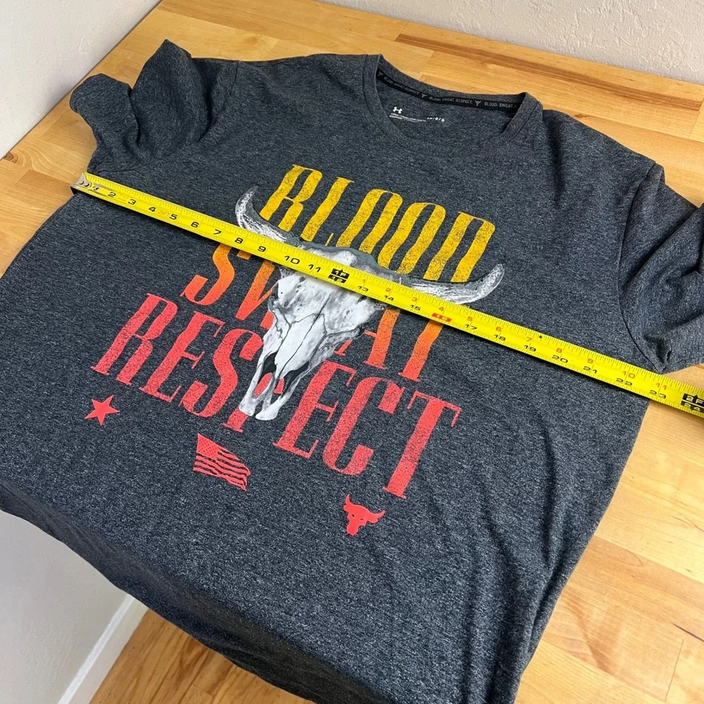 Under Armour T-Shirt Project Rock Blood Sweat Respect Mens Size Large Gray Tee